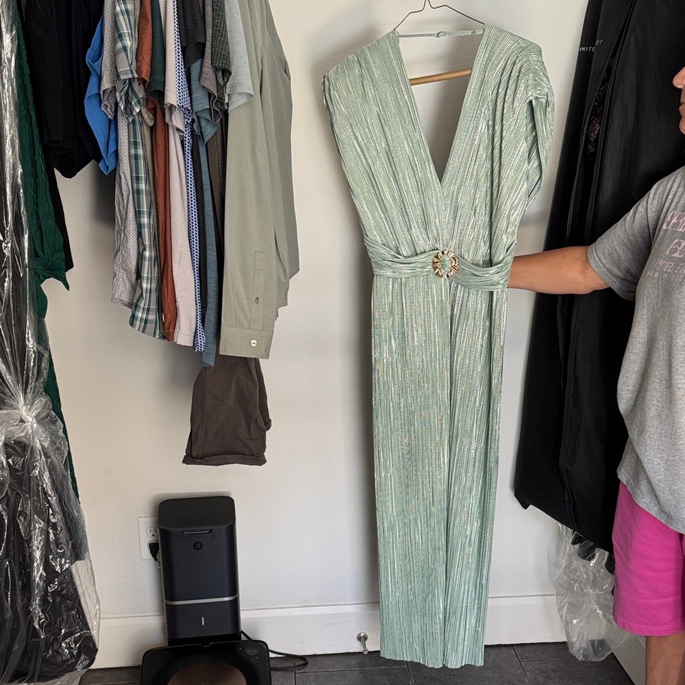 Elegant Mint Green Evening Dress